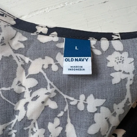 Old Navy Women's Large Black White Floral Long Sleeve Mini Dress Cottagecore - Picture 5 of 7